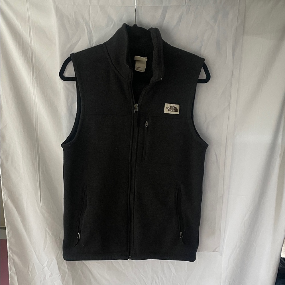 The North Face Men's Black Zip-Up Vest